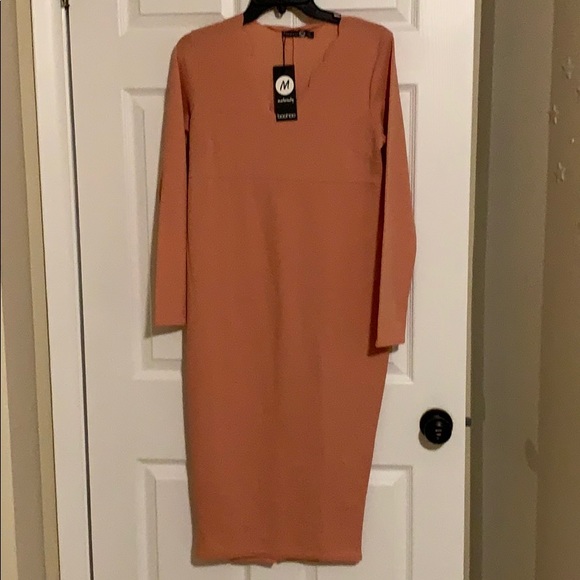Boohoo Dresses & Skirts - Boohoo (M)(Size 8)
